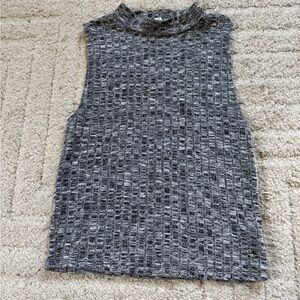 American Eagle Outfitters Gray Mock Neck Sleeveless Knit Tank
